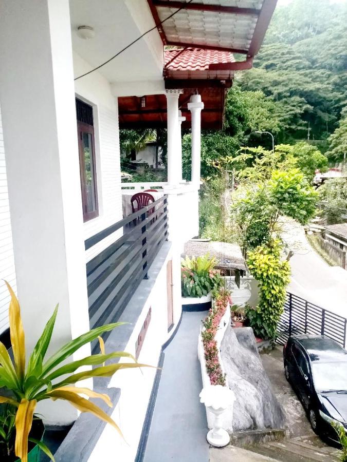 Chandi Mahal Homestay Kandy Exterior photo